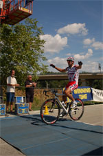 gal/2007/17 - Fondo Valdarbia - Arrivo lungo/_thb_DSC_1575-01.jpg